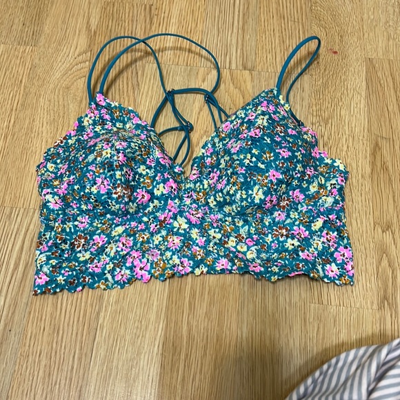 PINK Victoria's Secret Other - Crisscross back bralette